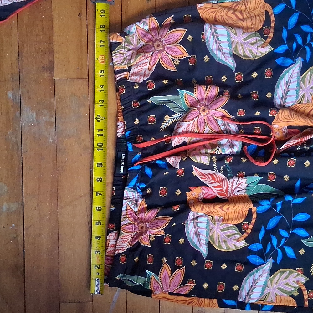 2 Sets! Room Service Size XXL Tiger Floral Pajama Sets - Picture 6 of 16